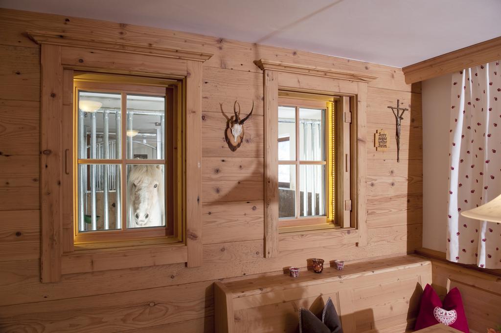 Bauernhof Wachter Villa Фис Екстериор снимка